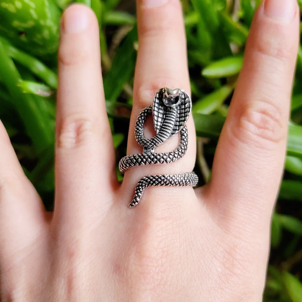 New Classic Silver Cobra Snake Ring